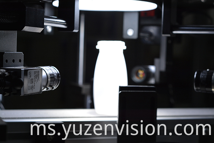 Plastic bottle visual inspection machine